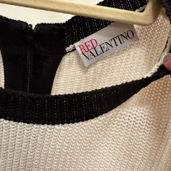 RED VALENTINO Short Sleeve Sweater Dress. NWT - Picture 8 of 12